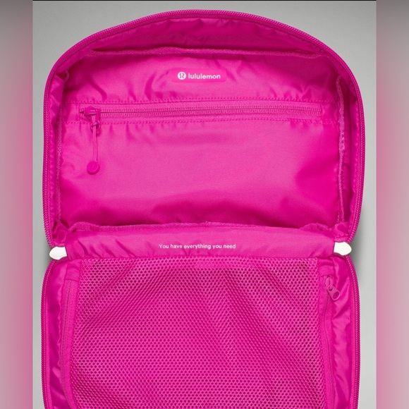 lululemon Daily Essentials Large Pouch 5L PINK New NWT - Picture 4 of 12
